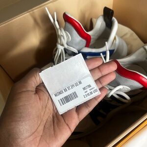 Louis Vuitton Sneakers